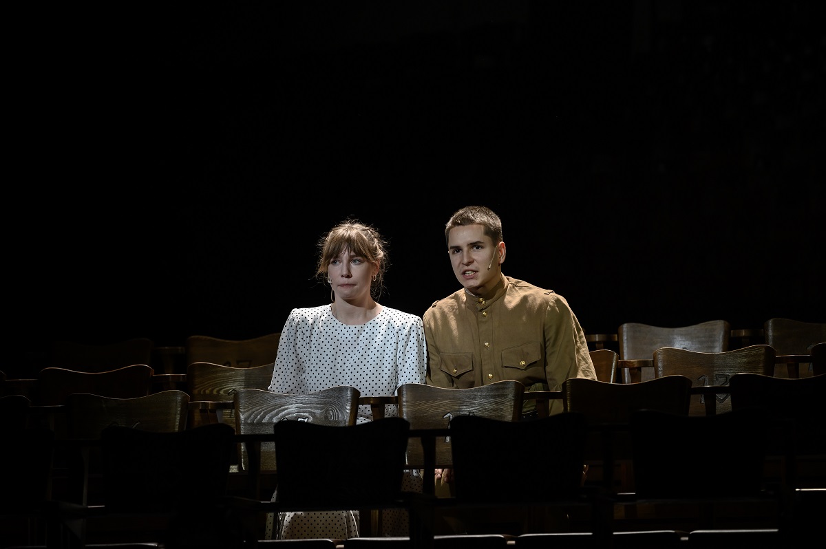 9 ряд. 10, 11 место