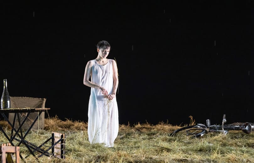 Месяц в деревне