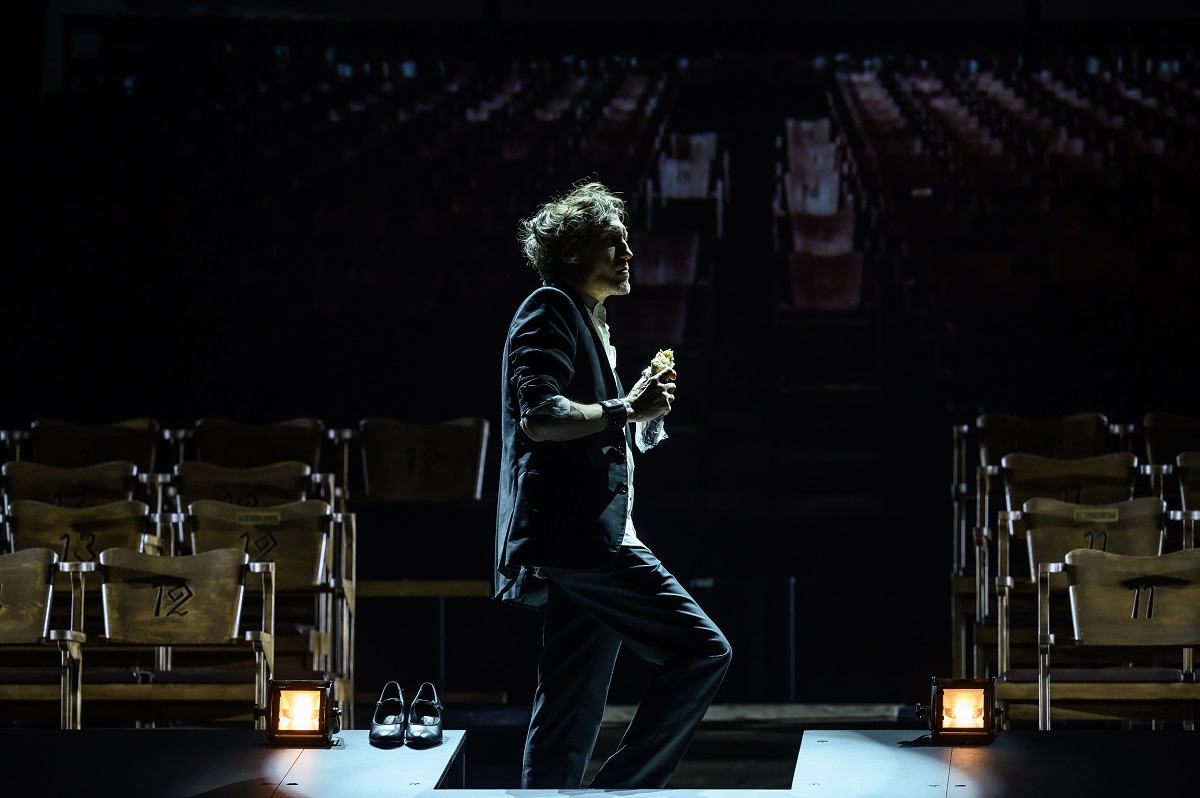 9 ряд. 10, 11 место